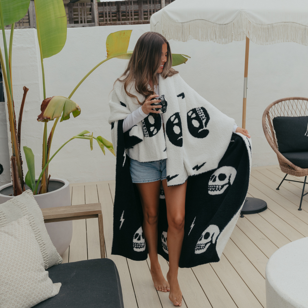 Skull & Bolt Luxe Home Blanket